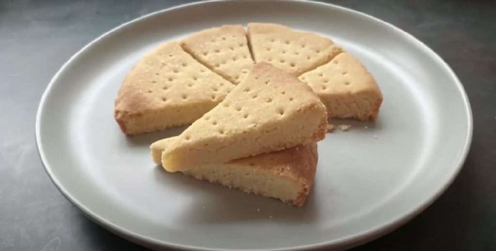 Poppy Seed Shortbread Petticoat Tails Recipe