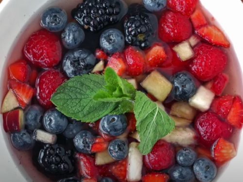 Old-Fashioned Fruit Soup Recipe