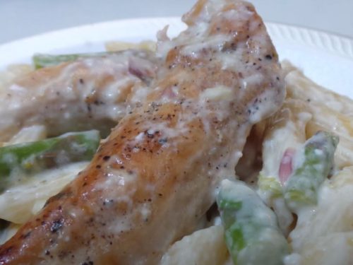 One-Pan Creamy Lemon Pasta with Chicken and Asparagus Recipe