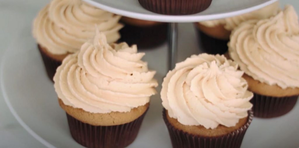 Peanut Butter Cupcakes With Frosting Recipe