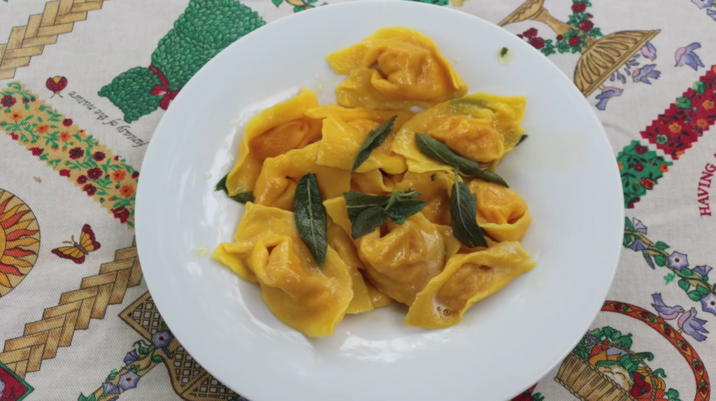 pumpkin-ravioli-with-margherita-prosciutto-recipe