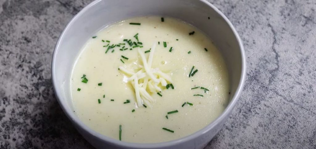 Roasted Cauliflower White Cheddar Soup Recipe