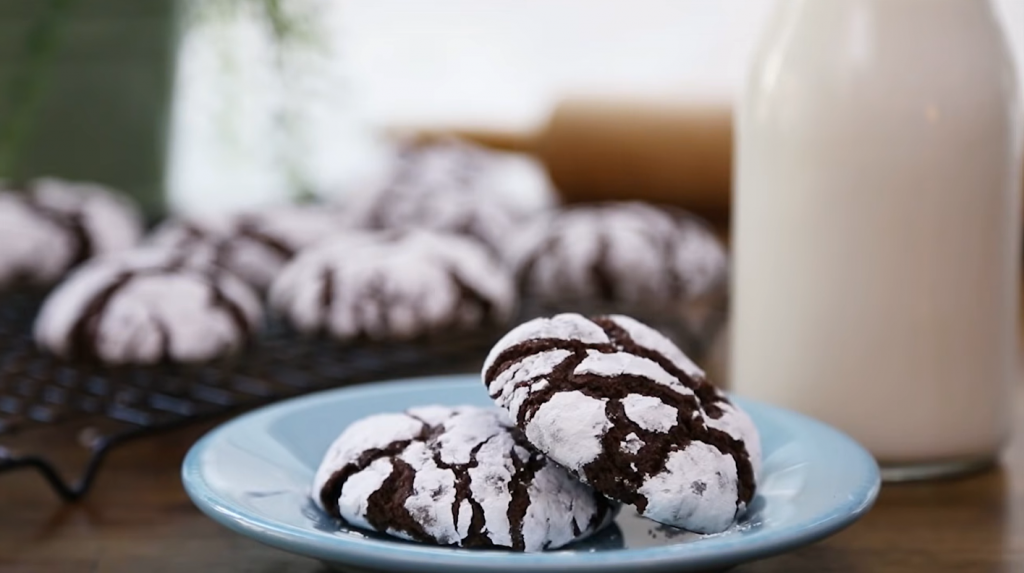 s-more-chocolate-crinkle-cookies-recipe