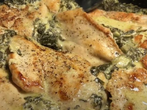 Skillet Chicken with Creamy Spinach Artichoke Sauce Recipe
