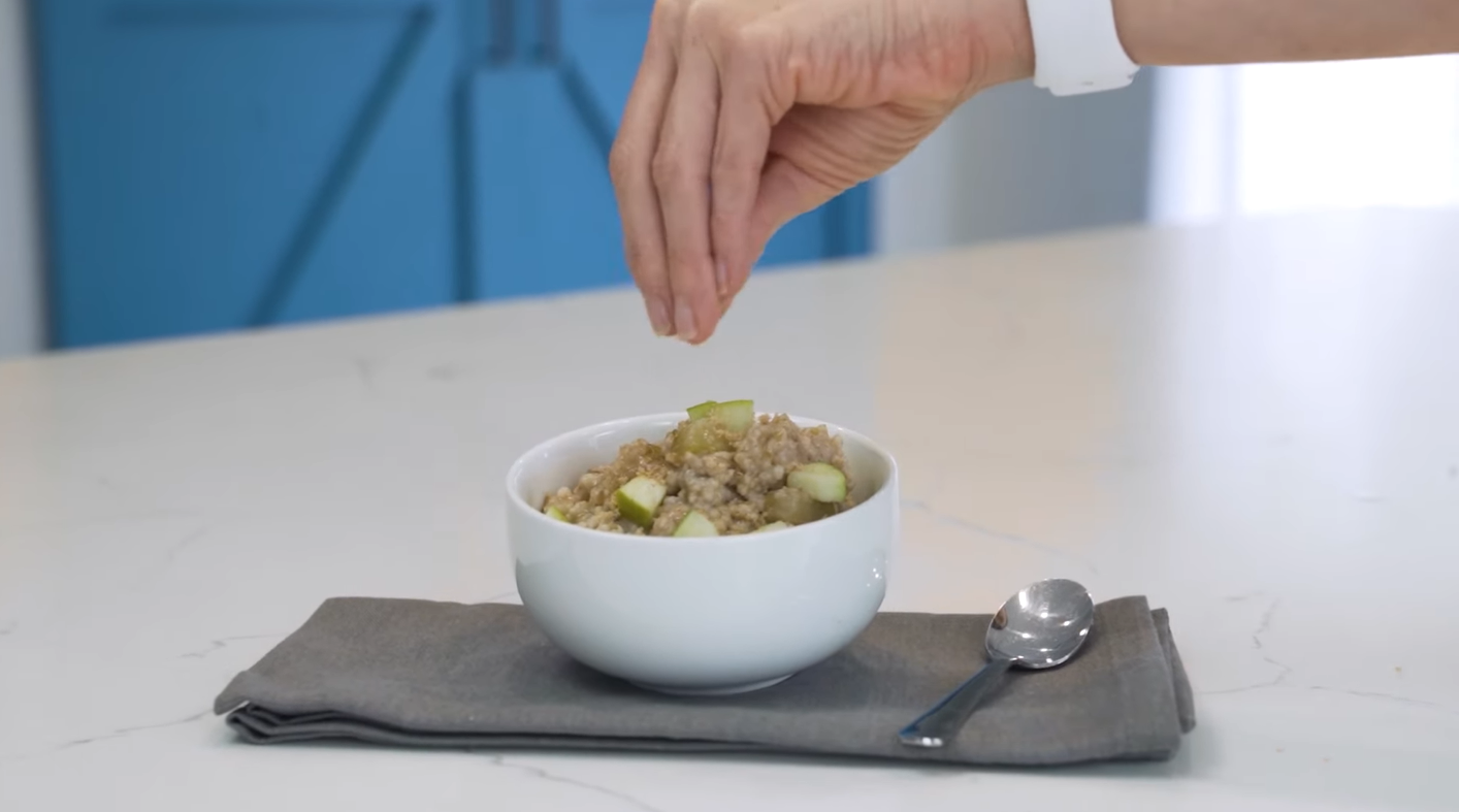 Overnight Oatmeal w/ Apples, Cranberries, Walnuts