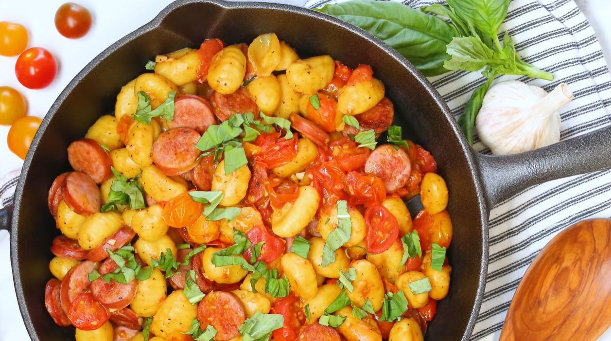 Smoked Sausage Gnocchi & SunDried Tomatoes Recipe