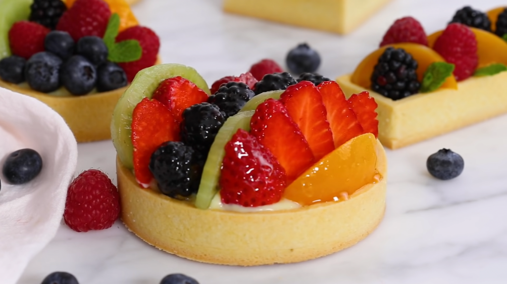 strawberry-kiwi-tartlets-recipe