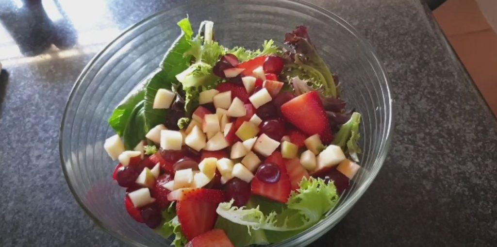 Strawberry Romaine Salad Recipe