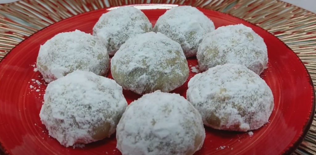 Toasted Pecan Snowballs Recipe