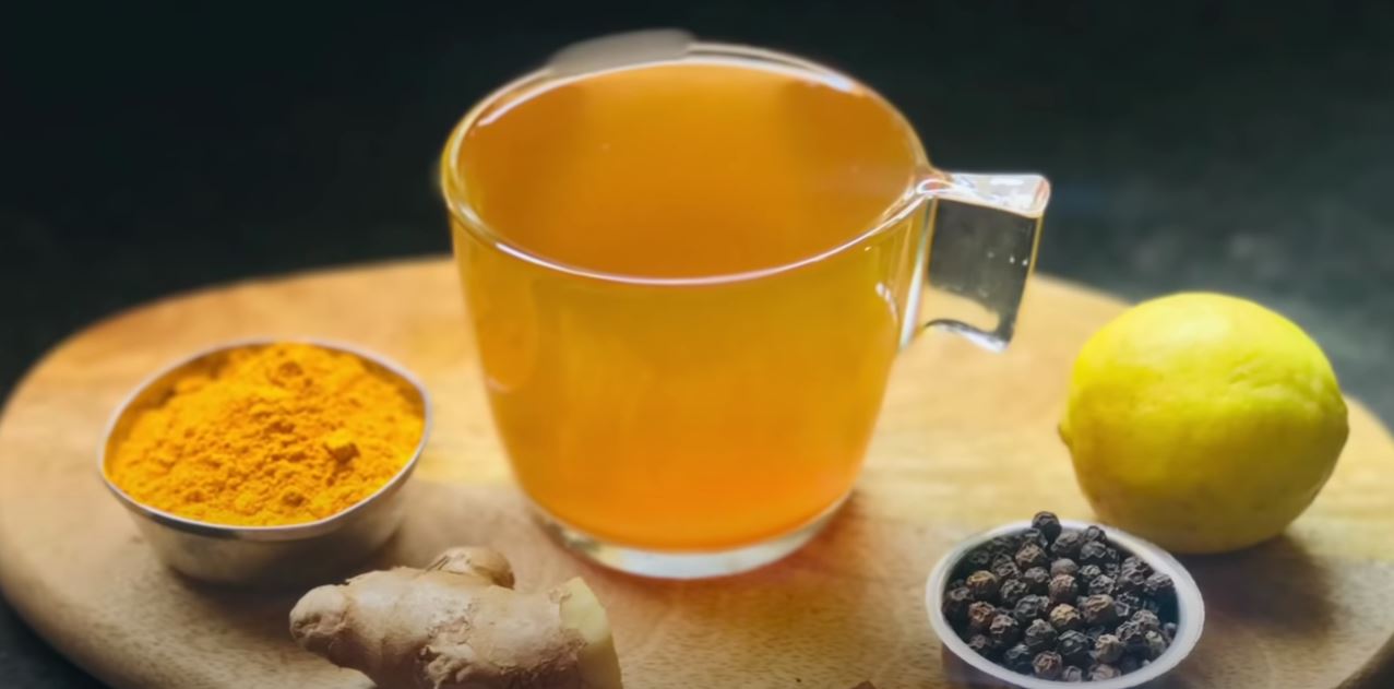 Turmeric And Lemon Tea