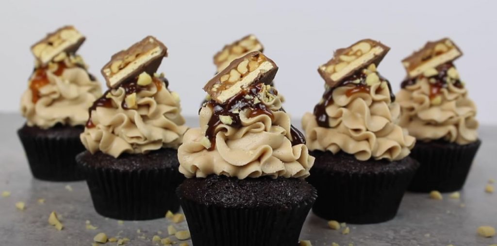 Ultimate Snickers Cupcakes Recipe