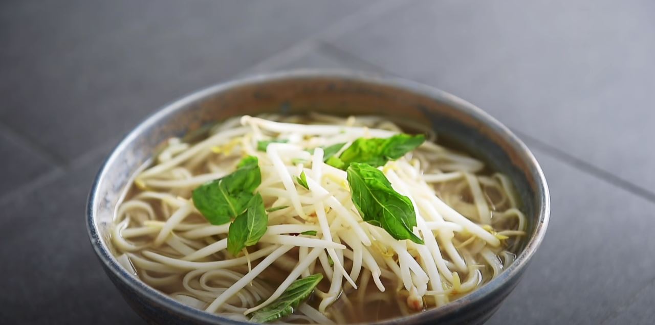 Vegan Chicken Noodle Soup - The Viet Vegan