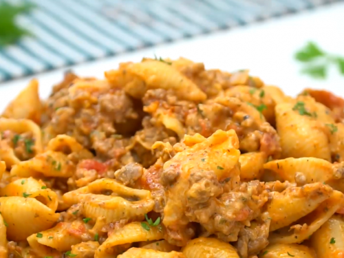 20-minute-creamy-beef-and-shells-recipe