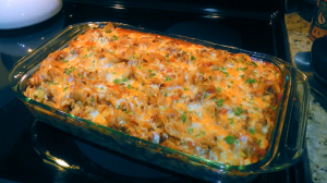 beefy-sour-cream-noodle-bake-recipe