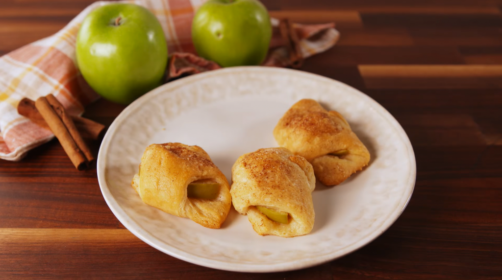 caramel-apple-crescents-recipe