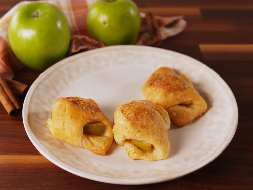 caramel-apple-crescents-recipe