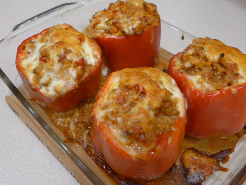 cauliflower-in-bell-pepper-and-cheese-sauce-recipe