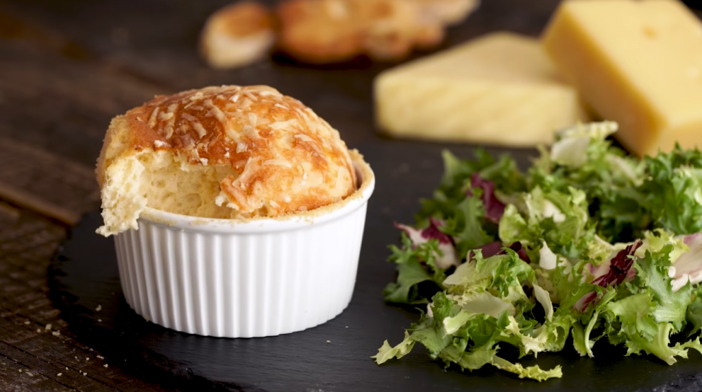 cheesy-grits-souffle-bake-recipe