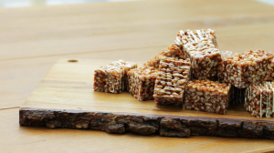 chocolate-caramel-rice-krispies-treat-recipe