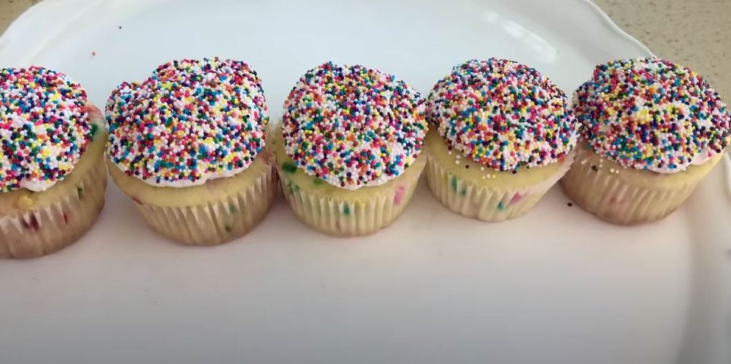 rainbow sprinkle cupcakes