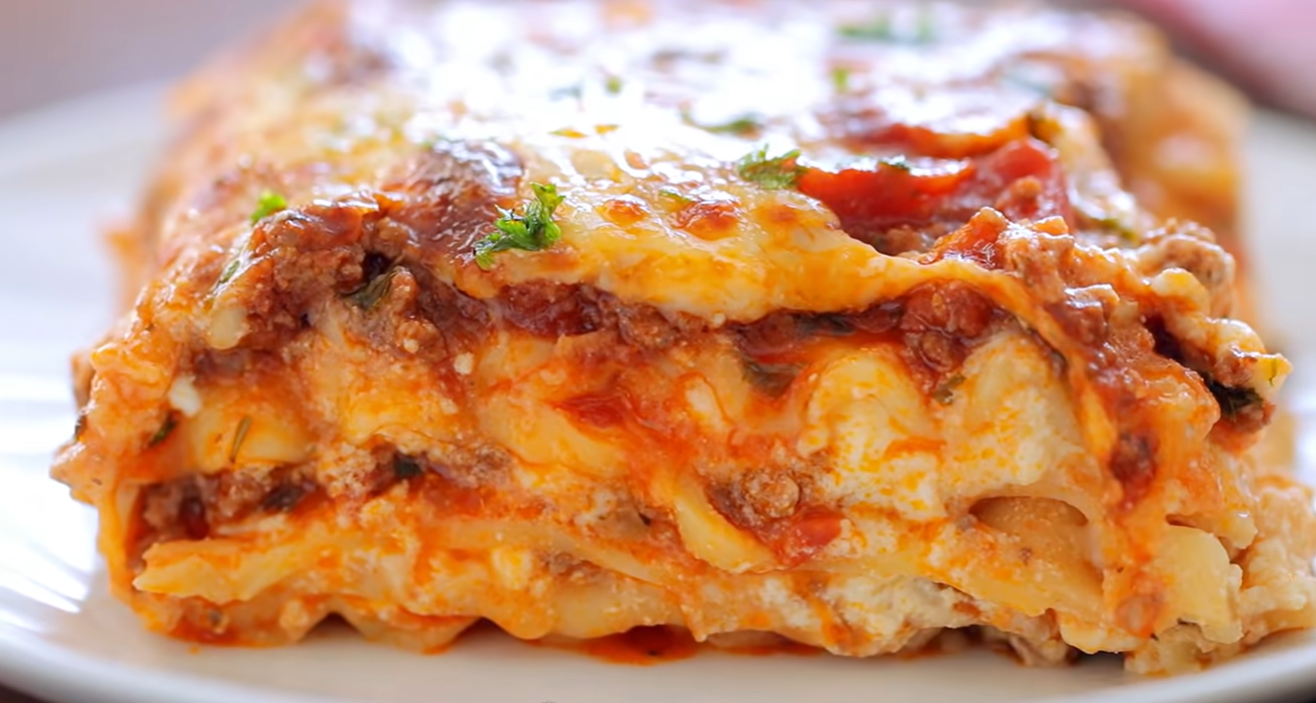 Classic And Simple Meat Lasagna Recipe Recipes A To Z Hot Sex Picture 4934