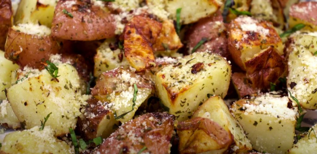 Easy Parmesan Roasted Potatoes Recipe