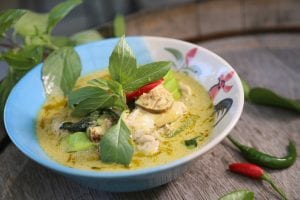 bowl of green curry
