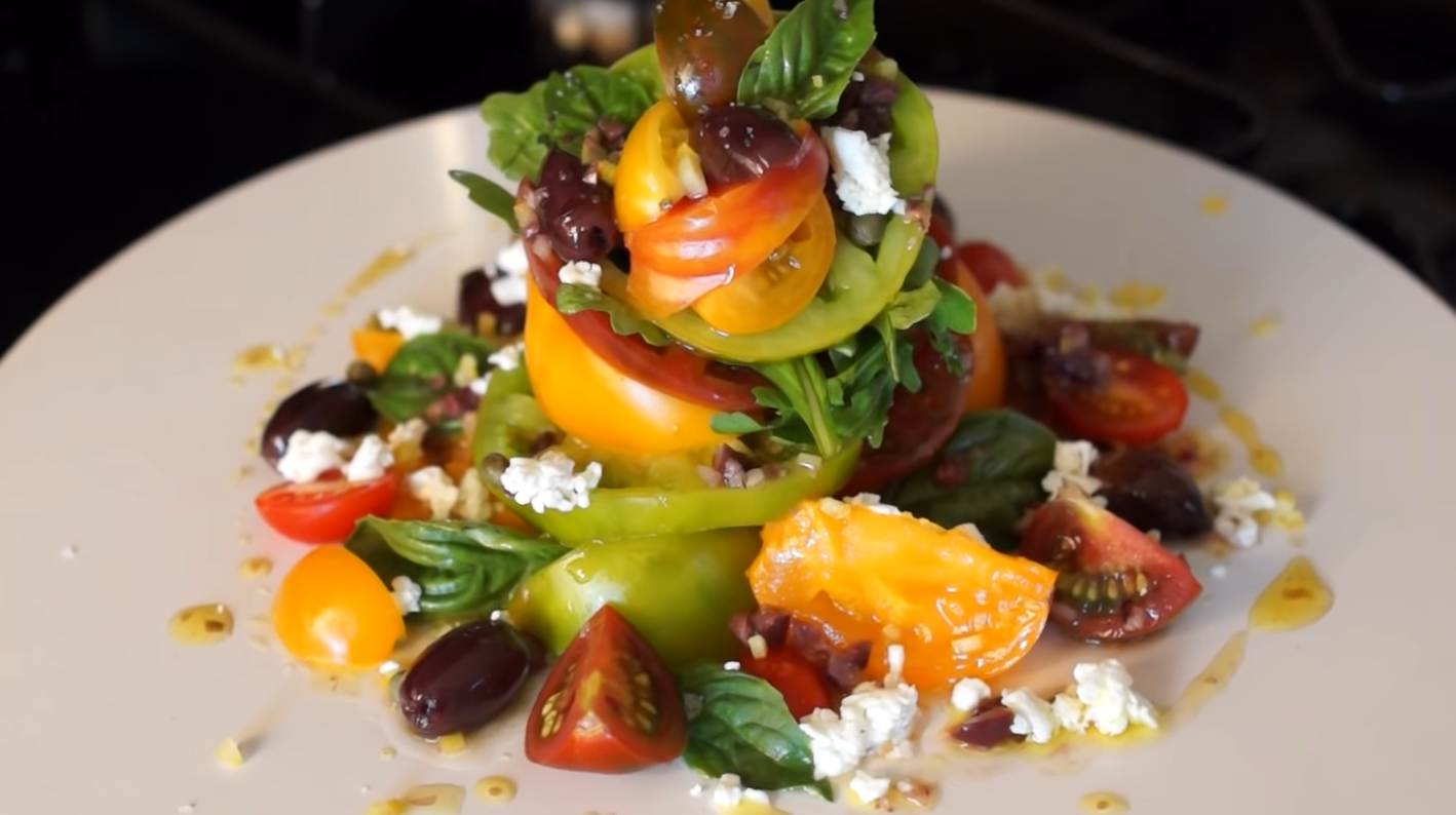 https://recipes.net/wp-content/uploads/2021/03/heirloom-tomatoes-with-lemon-tahini-recipe.png