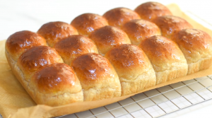 honey-whole-wheat-dinner-rolls-recipe