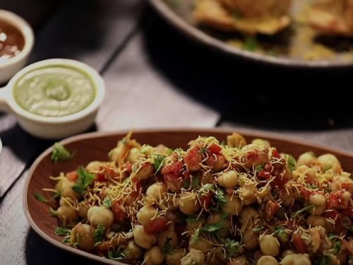 Indian Chickpea Chaat Salad Recipe