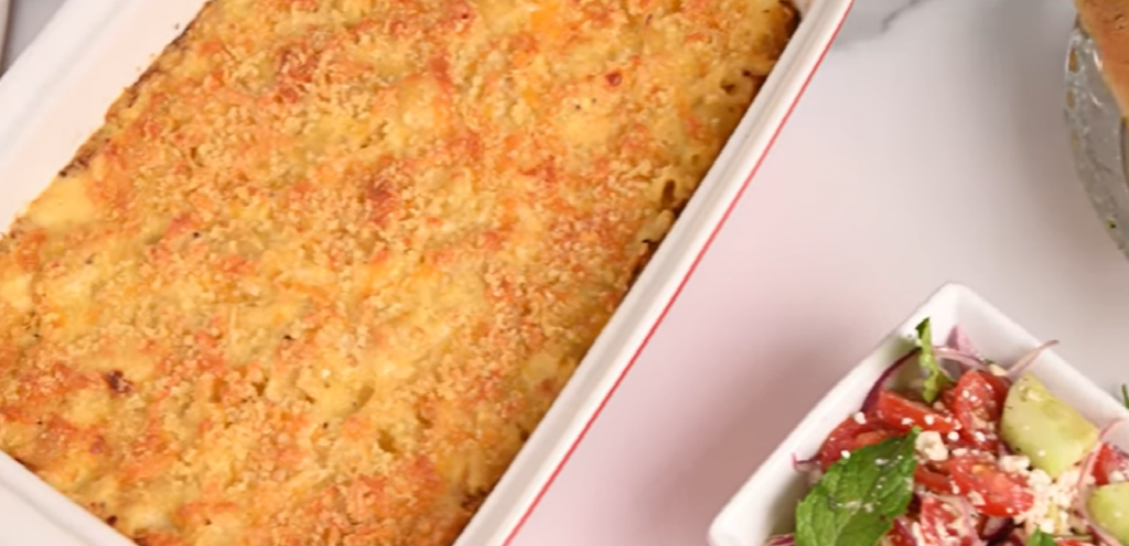 macaroni-and-cheese-with-buttery-crumbs-recipe