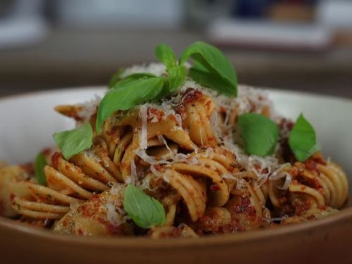 Pesto Asparagus And Sun-Dried Tomato Pasta Recipe