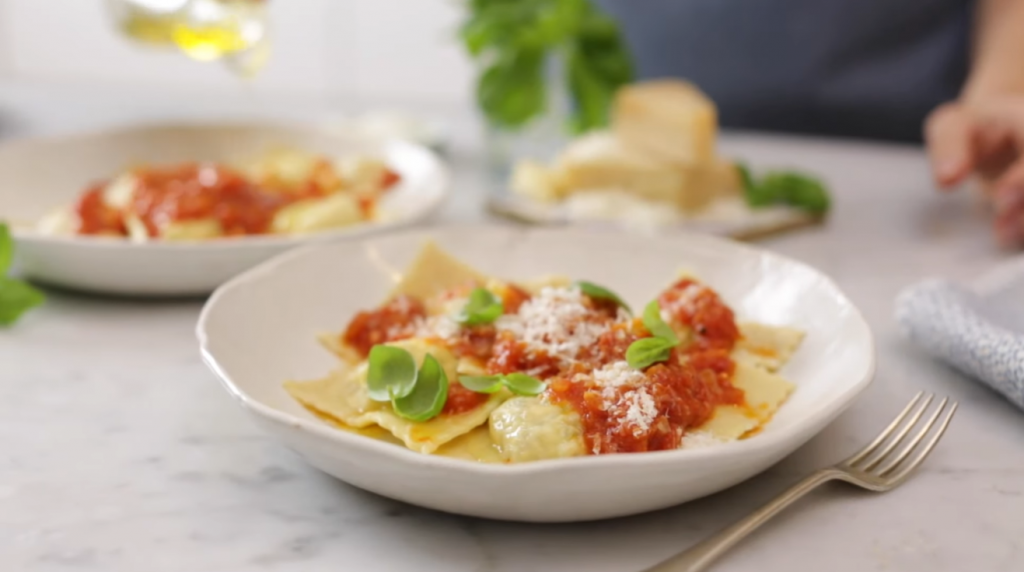 ravioli-nudi-in-tomato-sauce-recipe