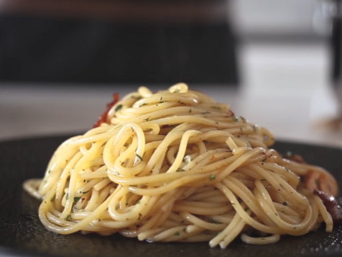 spaghetti-with-escarole-and-bacon-recipe
