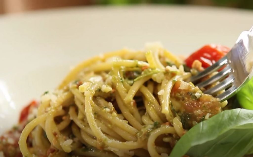 Spaghetti with Parsley Almond Pesto Recipe