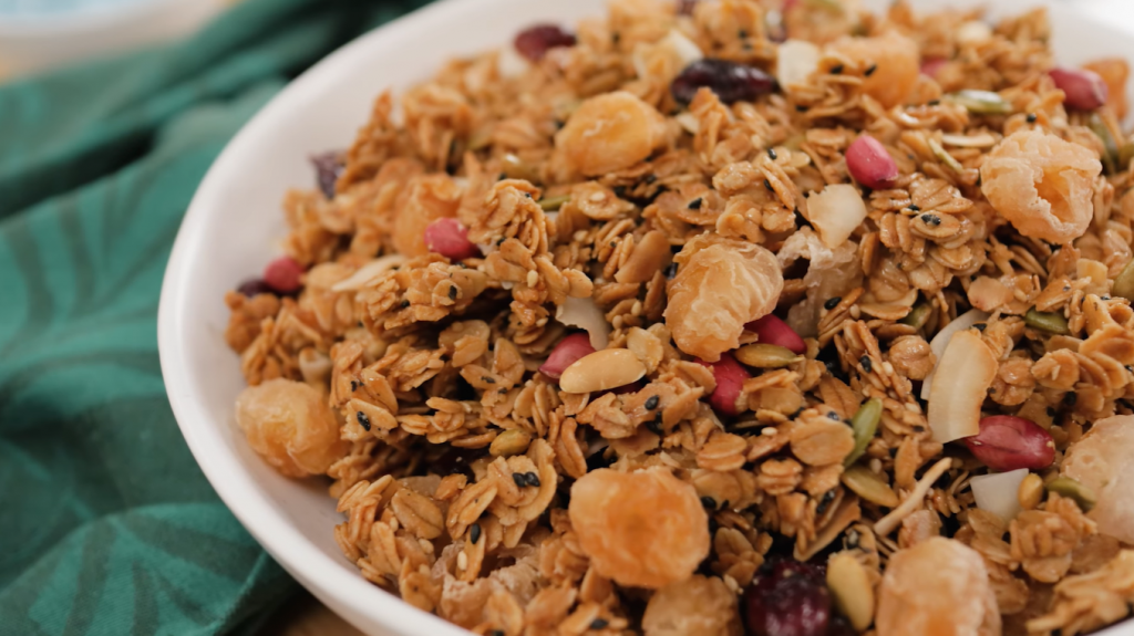 tropical-coconut-granola-recipe