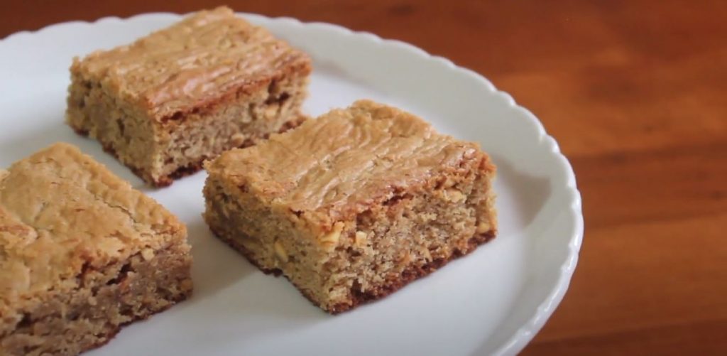 Whole Wheat Peanut Butter Blondies Recipe