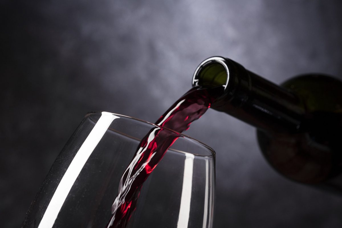 14 Types of Sweet Red Wine Perfect for Special Occasions