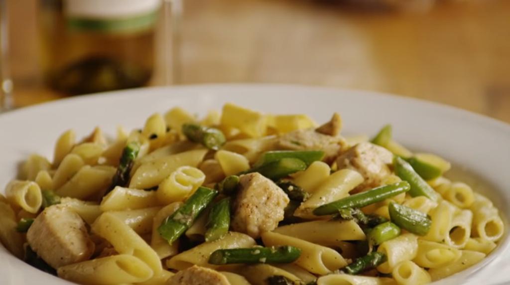 chicken-asparagus-and-bacon-pasta-shells-recipe