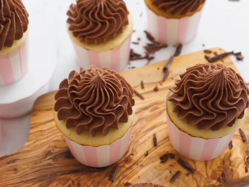 chocolate-chip-frosting-recipe