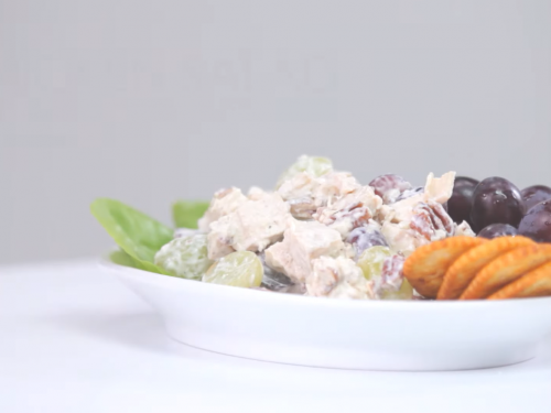 classic-chicken-salad-with-grapes-and-almons-recipe