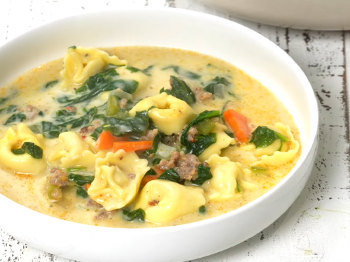 creamy-tuscan-garlic-tortellini-soup-recipe