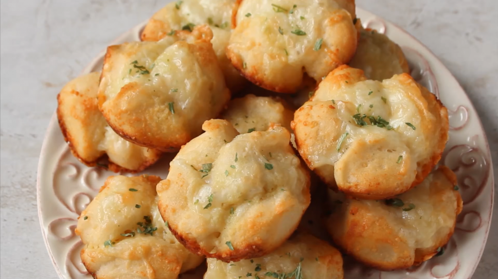 garlic-parmesan-pull-apart-bread-recipe