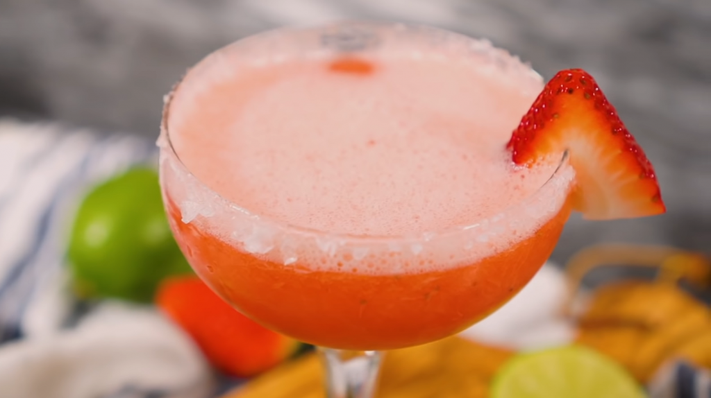 limeade-strawberry-margarita-recipe