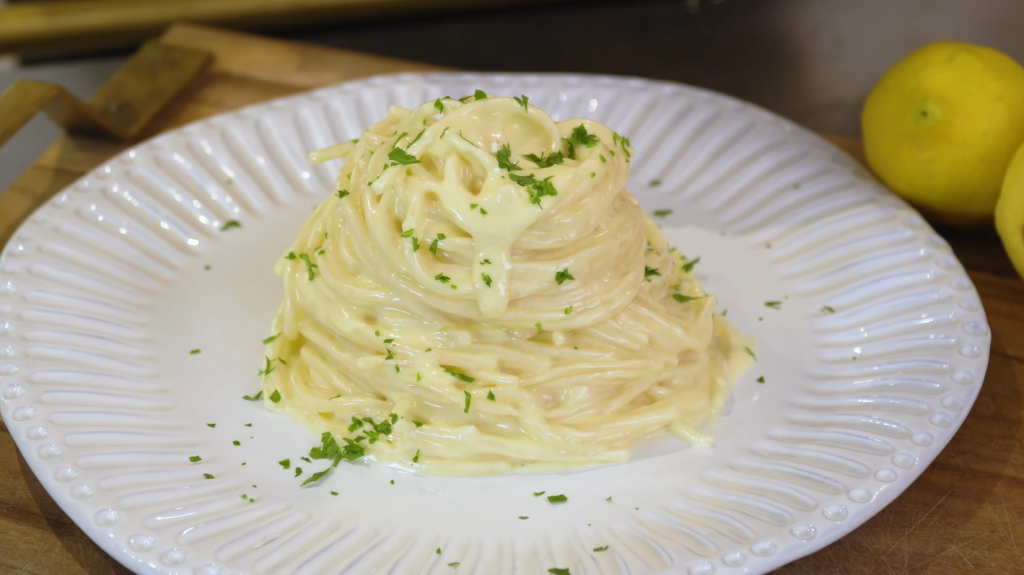 linguine-pasta-with-tuna-walnuts-and-lemon-recipe