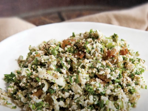 quinoa-pilaf-with-chickpeas-currants-&-almonds-recipe
