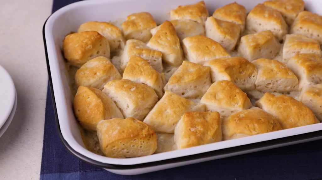 sausage-and-biscuit-casserole-recipe