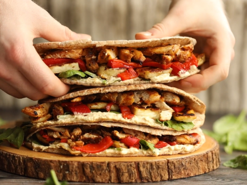 spicy-pita-pockets-with-chicken-lentils-and-tahini-sauce-recipe