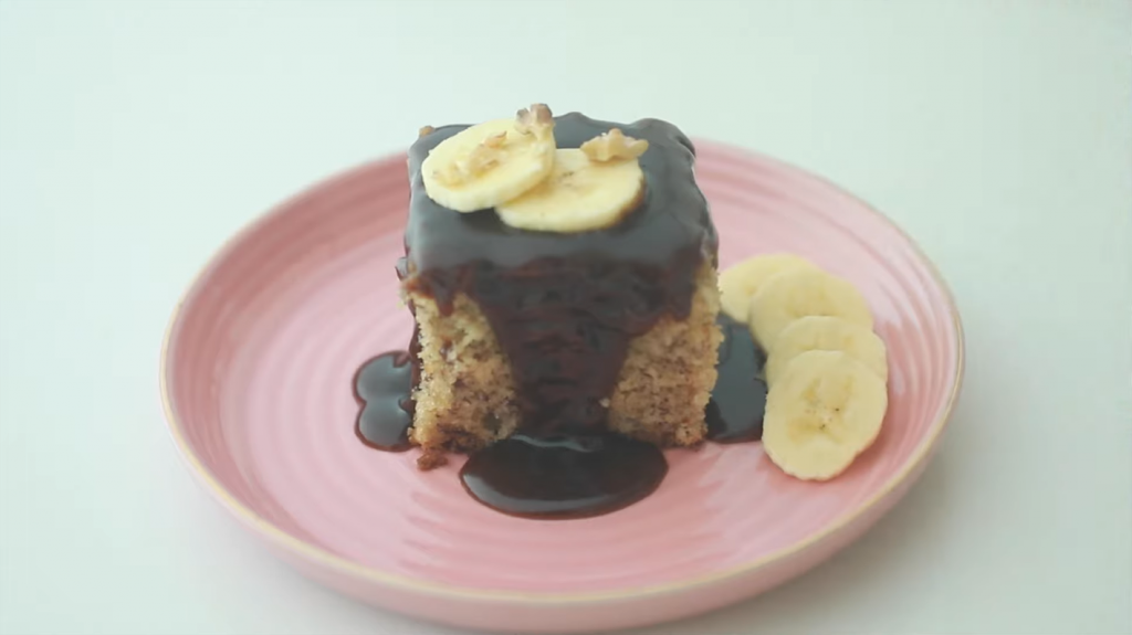 sticky-toffee-banana-cake-recipe
