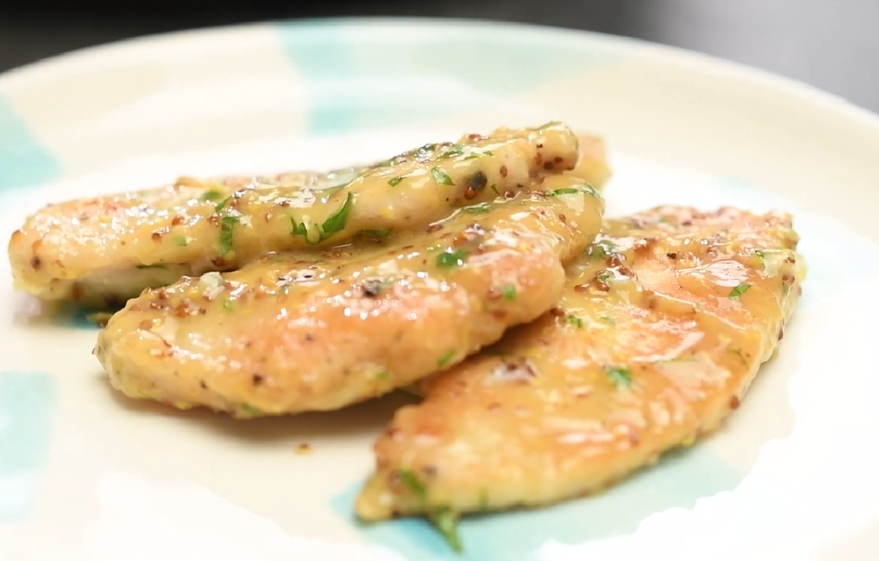 Turkey Scaloppine with Tomatoes and Capers Recipe